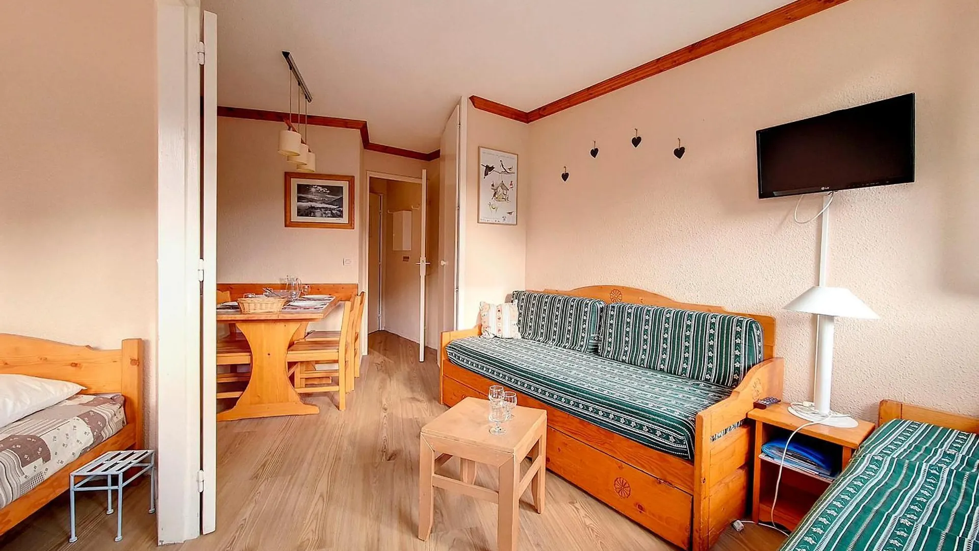 Appartement Cosy 2 Pieces - Proche Pistes Et Commerces - Balcon Sud/Est - Parking Gratuit - Fr-1-344-973 سان-مارتن-دي-بيفيل