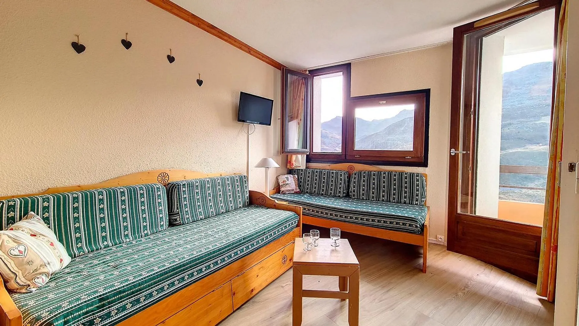 Appartement Cosy 2 Pieces - Proche Pistes Et Commerces - Balcon Sud/Est - Parking Gratuit - Fr-1-344-973 سان-مارتن-دي-بيفيل 0*,  فرنسا